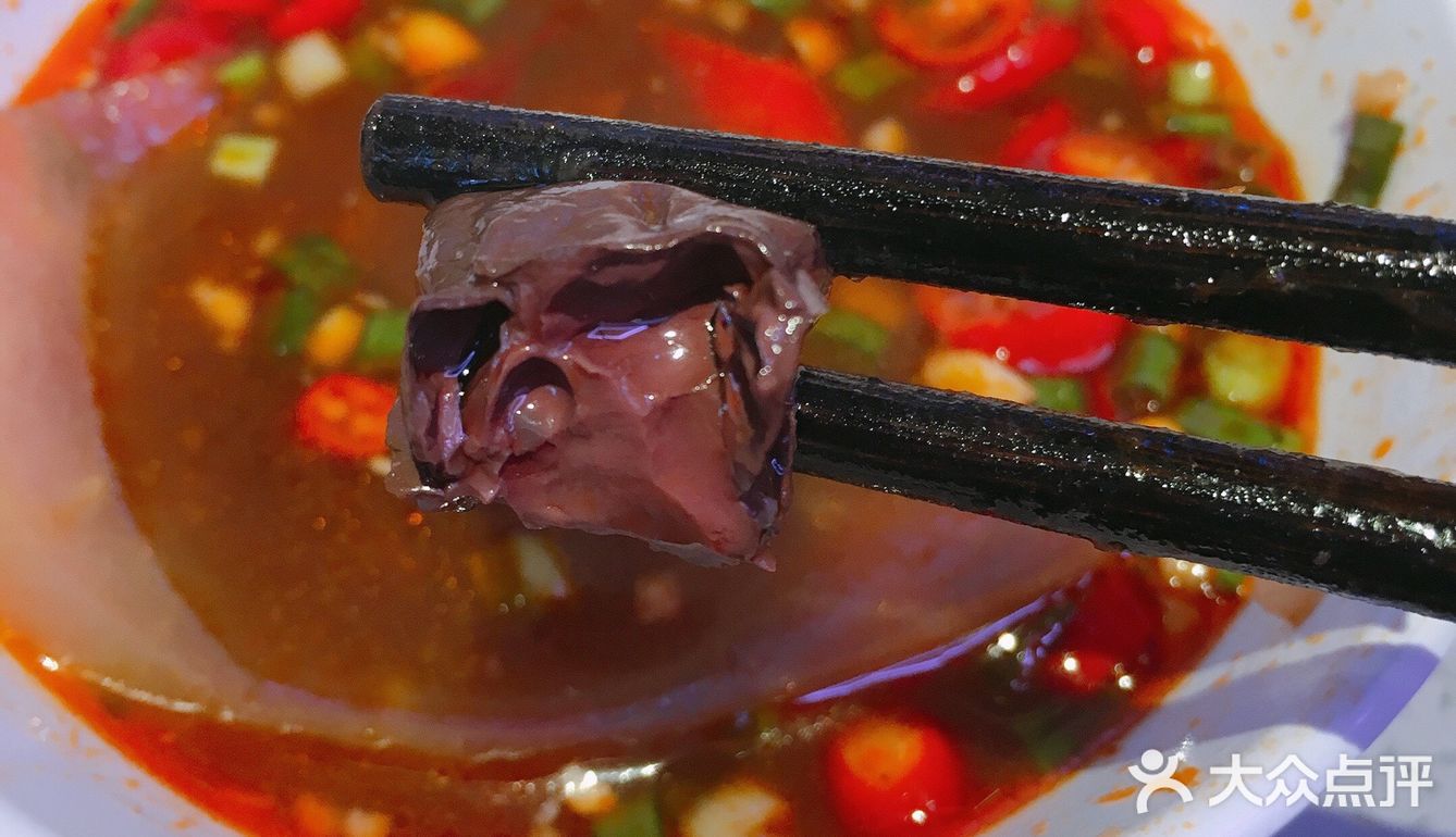 小碗火锅菜，一次可以尝更多的味道