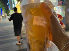 -CoCo都可(光谷天地店)