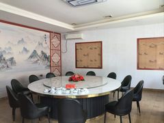 -三亚荣达餐厅潮汕牛肉火锅(网枝村分店)