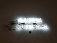 -UNI UNI(环亚凯瑟琳店)