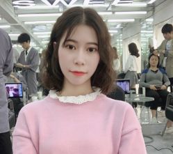 点击看大图 -COMO SALON 烫染可茉发型