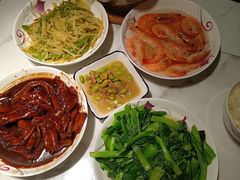 -爱的果实月嫂育婴师(世纪东方店)