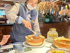 -八府香鸭·啫啫煲(华山路店)