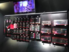 -ROG玩家国度(美罗城店)