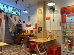 -柳州肥姨妈大骨螺蛳粉(老闵行店)