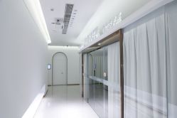 点击看大图 -Dr.U博士医疗美容医院