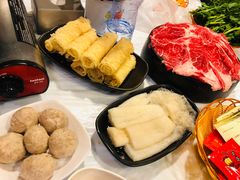 -鲜入围煮花胶鸡海鲜火锅