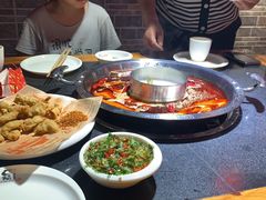 -销魂美蛙鱼头火锅(上海首店)