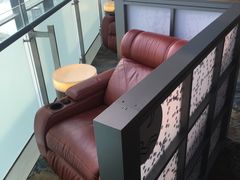 -东方航空(虹桥路店)