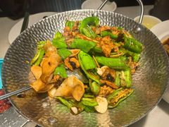 -小菜园新徽菜(镇江丹阳吾悦店)