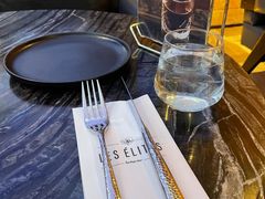 餐具摆设-LES ELITES 英集荟(南京西路店)