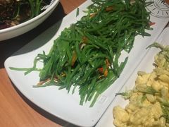 五彩花菇荷兰豆-云海肴·汽锅鸡·云南菜(高德置地店)