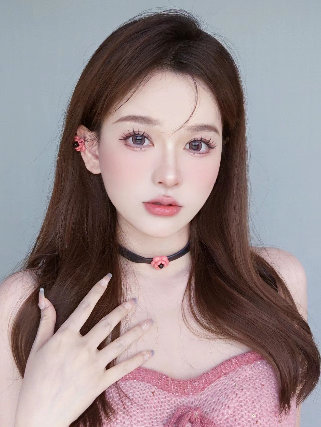 纯正玫瑰色系好浪漫
搭配同色系配饰服装
#玫瑰色 #美妆 #妆容