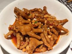 黄豆烧鸡爪-老萍巷莲花血鸭·萍乡地标江西菜(步行街店)
