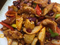 -伊源鼎盛餐饮服务有限公司