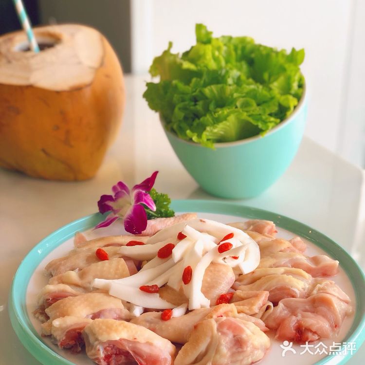 吸收了鸡油的米饭亮蹭蹭的特吸引人!