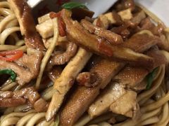 -何太太馄饨面铺(大浒东苑店)