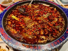 -何师傅美蛙鱼头(汉街店)