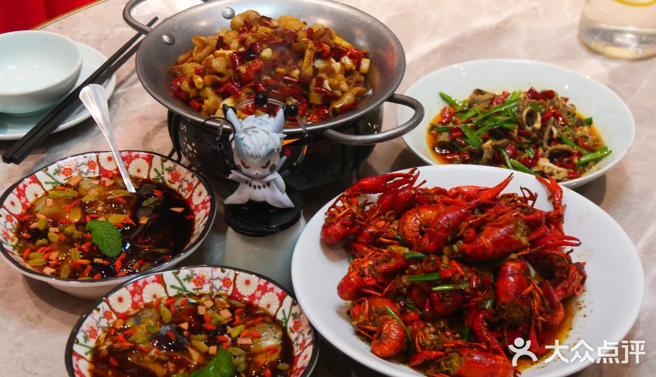 没想到这家好吃的湘菜藏的这么深