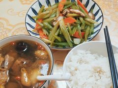 -爱月宝月嫂育儿嫂(太原店)