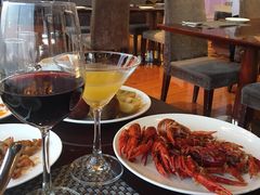 -荣誉国际酒店-云顶旋转餐厅