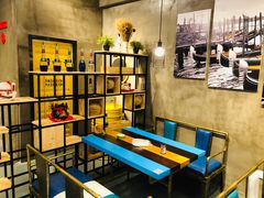 -臻鲜燕海鲜融合餐厅(金陵style店)