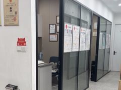 -四月宠物医院·猫专科·心脏专科·内科(转塘店)
