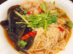 -东来菜馆•手抓海鲜家常菜•海鲜锅贴(鸽子窝店)