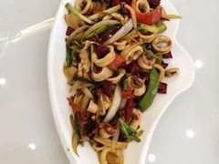 -覃记海鲜美食餐厅