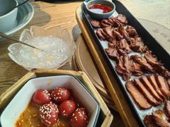 -蜜桃餐厅·伴山(湖滨商业街店)