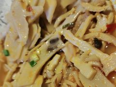 鲜笋炒肉片-老字号农家宴