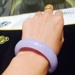 -北京七彩云南翡翠珠宝旗舰店(月坛店)