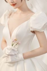 -艾米丽婚纱礼服