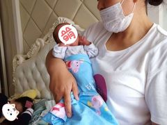 -爱月宝月嫂育儿嫂母婴
