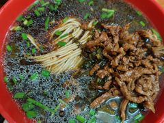 -小龙大肉面馆
