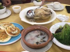 -吉莲利苑海鲜酒家(珠海拱北29年老字号店)