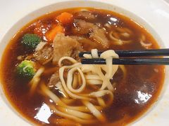 金牌半筋半肉面-康师傅私房牛肉面(北京南站店)