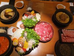 -呷哺呷哺(融创茂店)