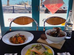 -Bully Hayes Restaurant & Bar