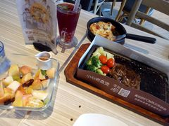 -必胜客(环球店)