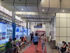 -奥冠体育华师附中恒温游泳馆