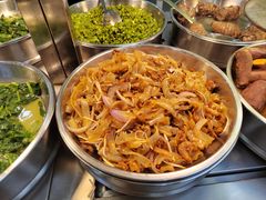 -六和餐饮(东城根店)