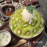在万象城..排队100分钟终于吃上了...