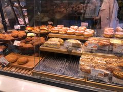 -巴黎贝甜(大宁国际商业广场店)