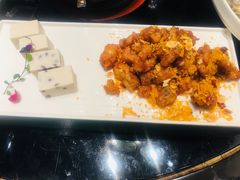 -荷栖小院·品质江西菜(红谷滩店)
