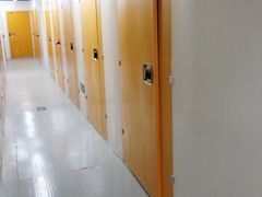 -安东易迷你自助仓储寄存仓库(顾戴路店)