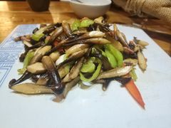 -云海肴·云南小炒·汽锅鸡(天津国金汇店)