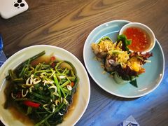 软壳蟹牛油果纸米卷-CHINCHIN 青青·泰国料理(万象食家店)
