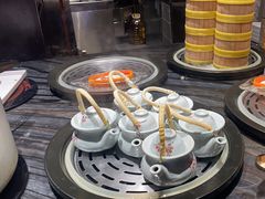 -雍容荟帝王蟹活龙虾展台自助(IFS黑金店)
