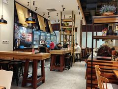 -鑫花溪牛肉米粉(广电传媒店)